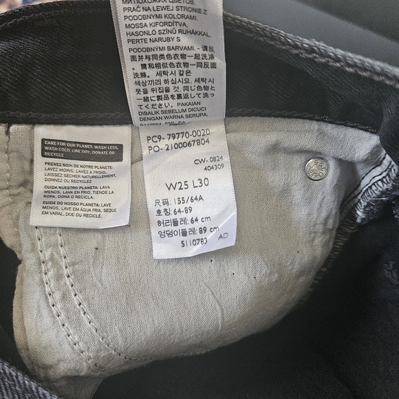 Levi's Black Dad Denim Jeans Size 25x30 - Picture 10 of 13